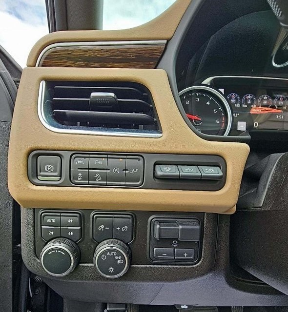 2021 Chevrolet Tahoe Premier photo 4