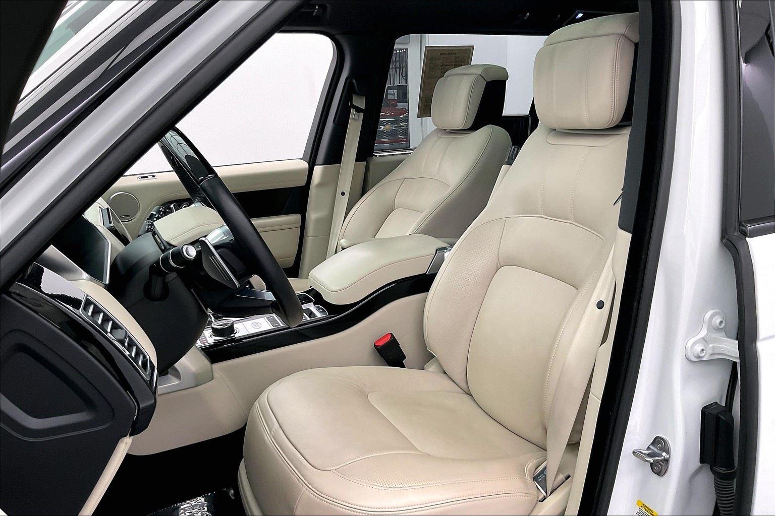 2021 Land Rover Range Rover Autobiography photo 12