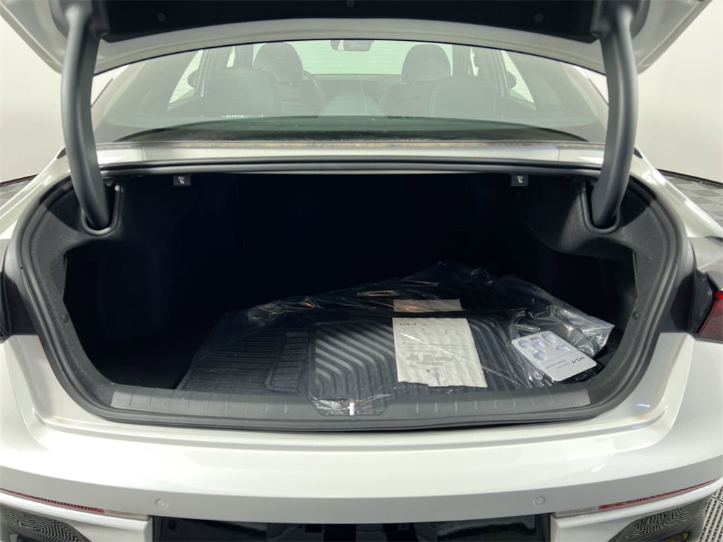 2026 Kia K5 GT-Line photo 31