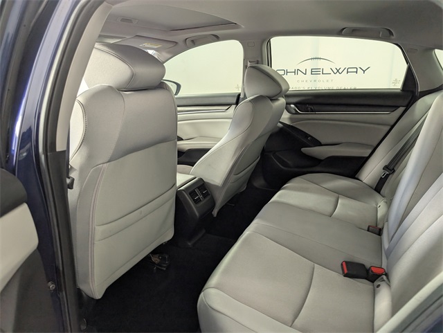 2019 Honda Accord EX photo 15