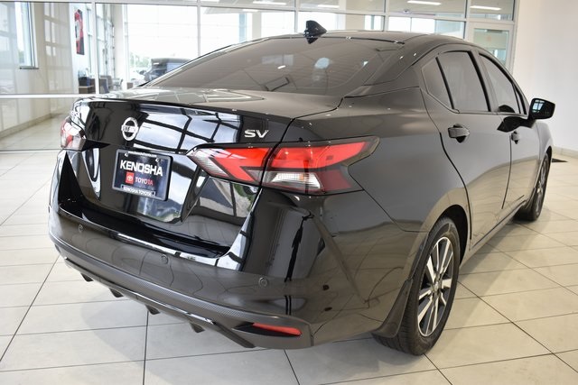 2022 Nissan Versa 1.6 SV photo 9