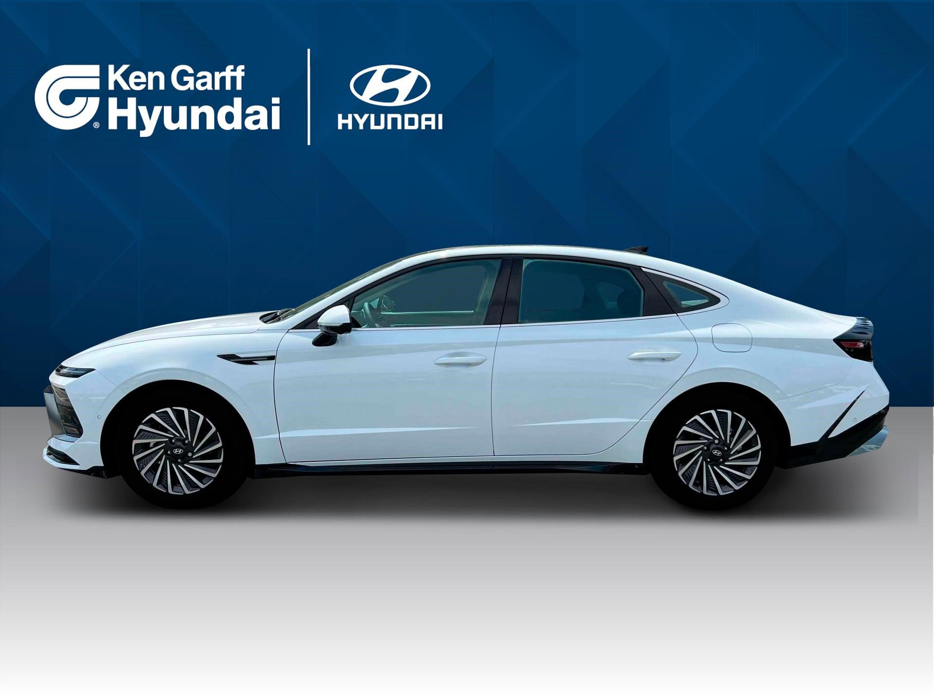 2025 Hyundai Sonata Hybrid Limited photo 3