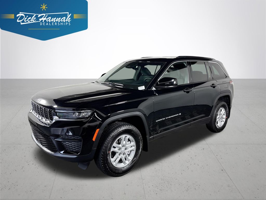 2025 Jeep Grand Cherokee Laredo's photo