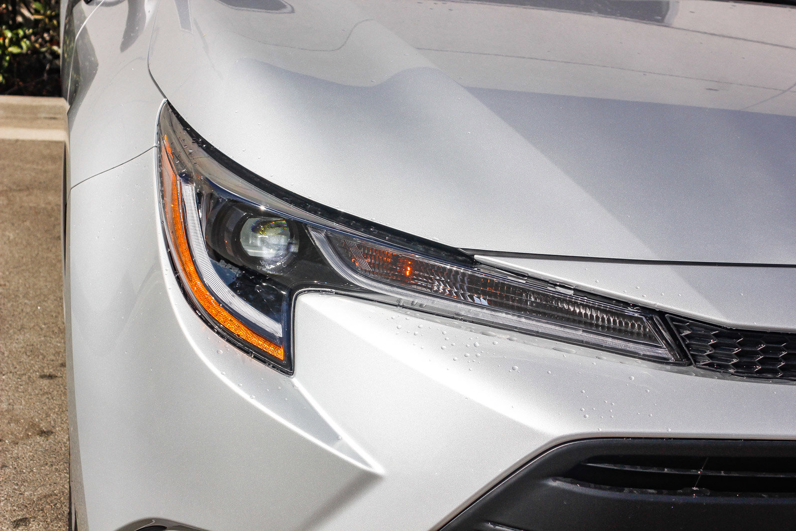 2026 Toyota Corolla LE photo 4