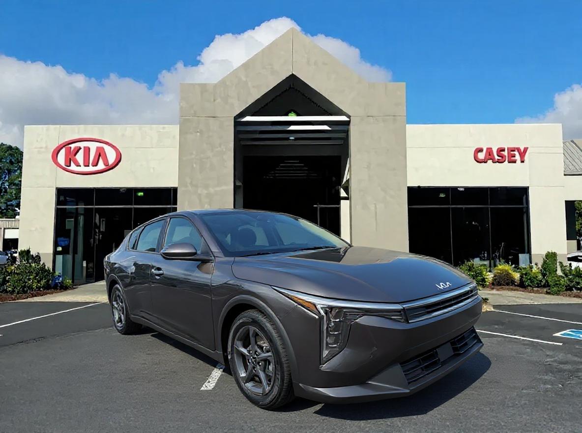 2025 Kia K4 LXS's photo