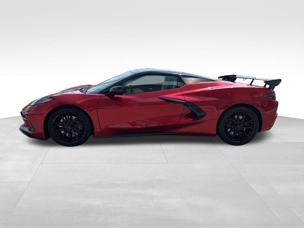 2024 Chevrolet Corvette Stingray 3LT photo 2