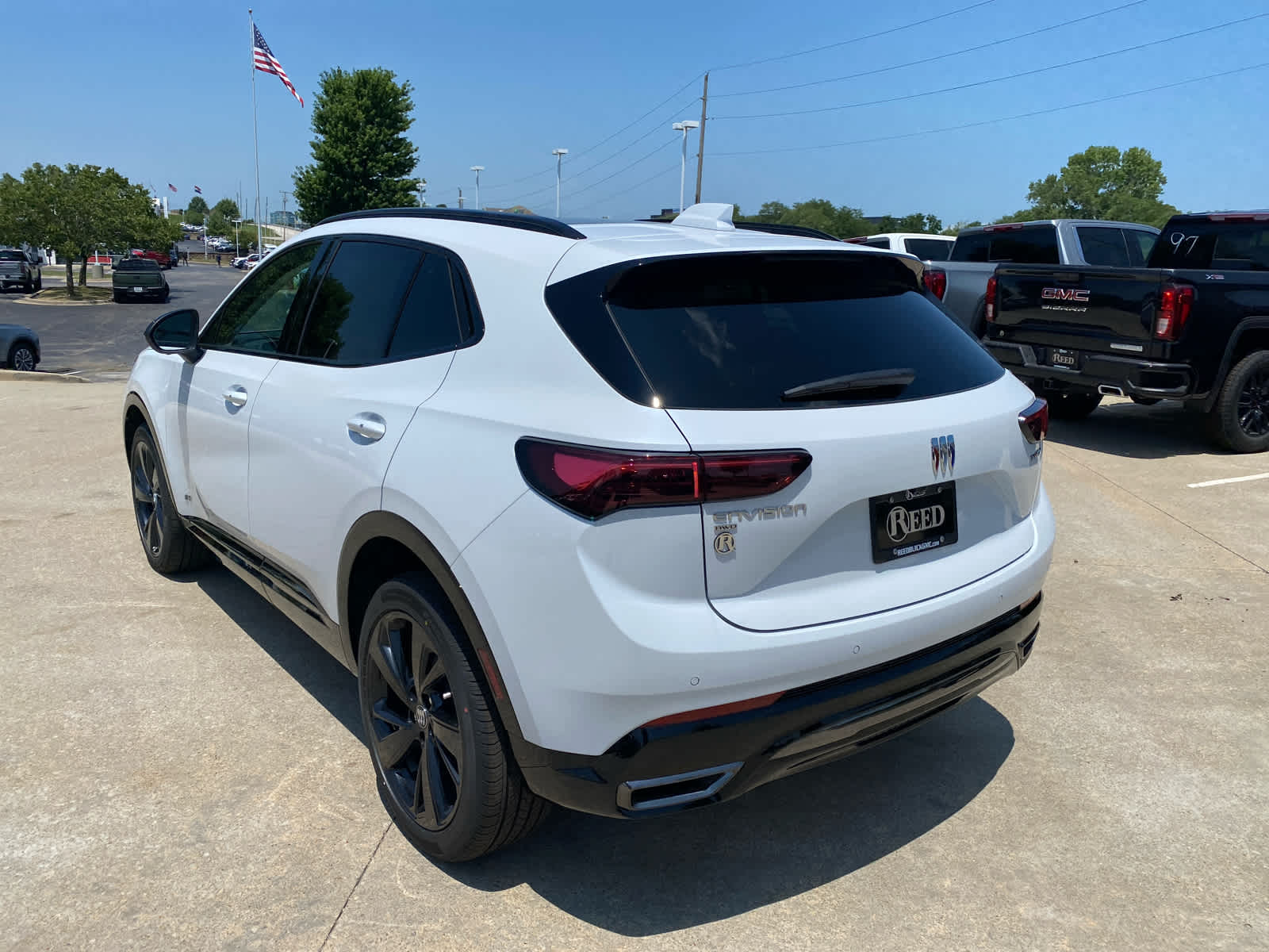 2025 Buick Envision Sport Touring photo 8