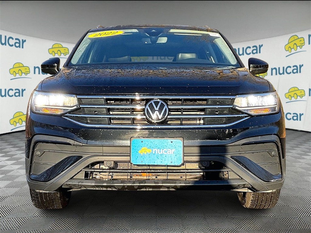 2022 Volkswagen Tiguan SE photo 2