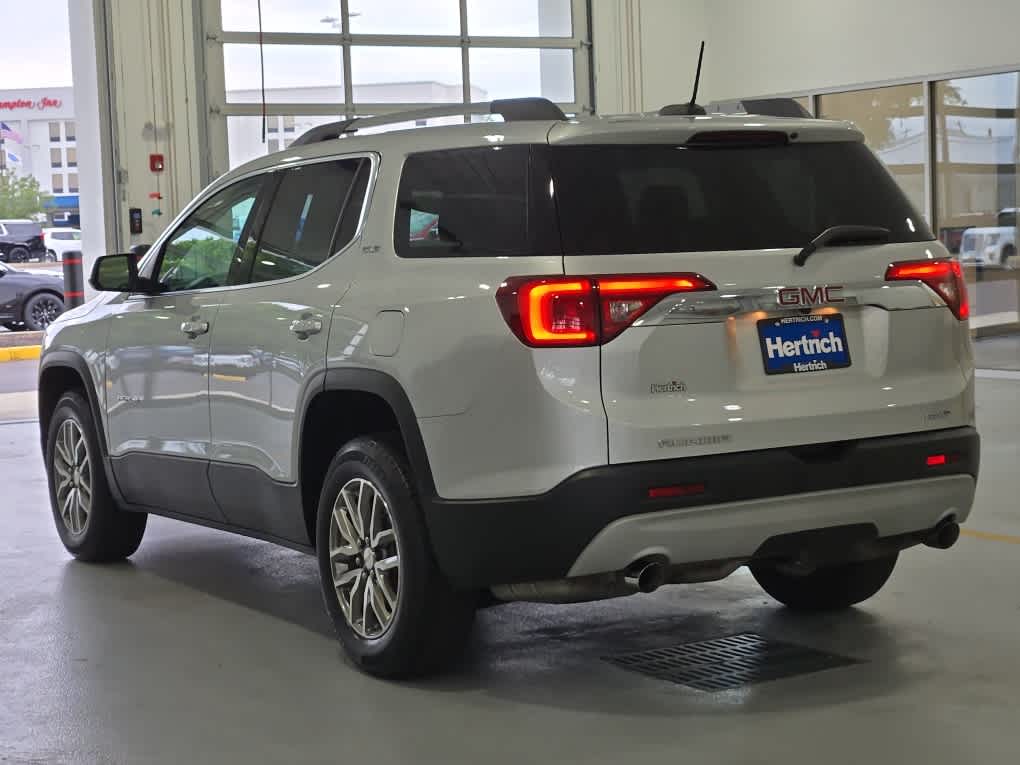 2019 Gmc Acadia SLE photo 3