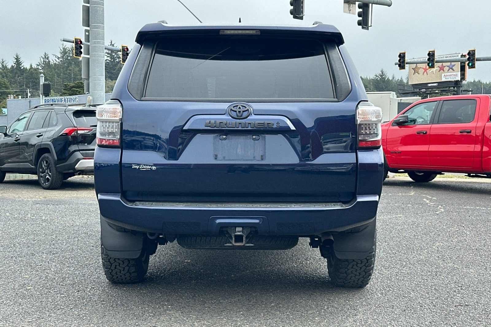 2022 Toyota 4Runner SR5 Premium 4WD photo 4