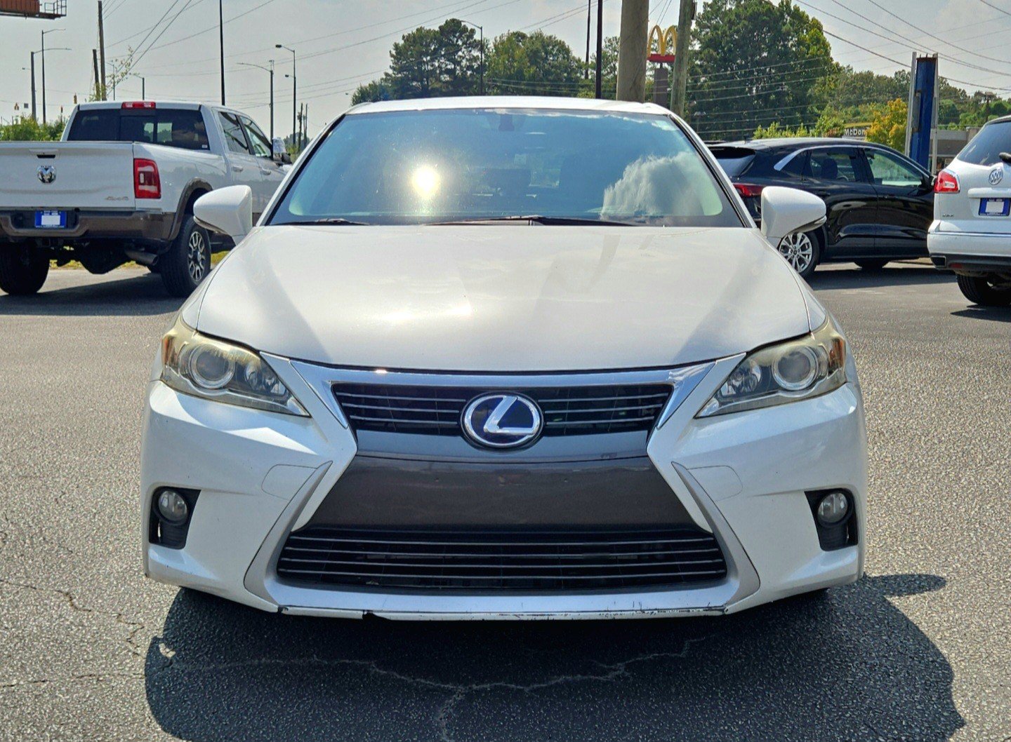 2014 Lexus CT 200h photo 2