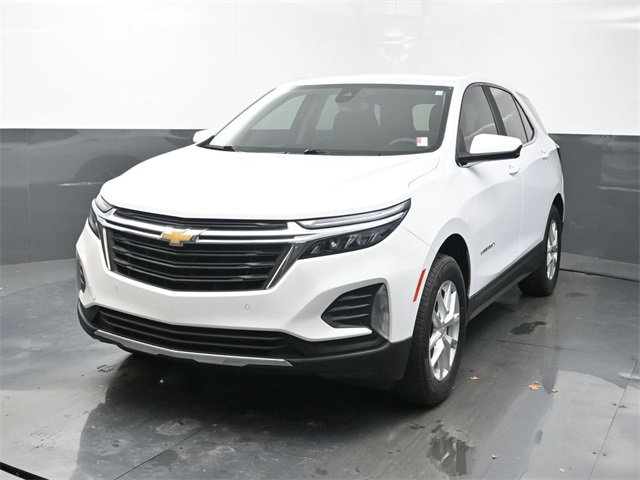 2022 Chevrolet Equinox LT's photo