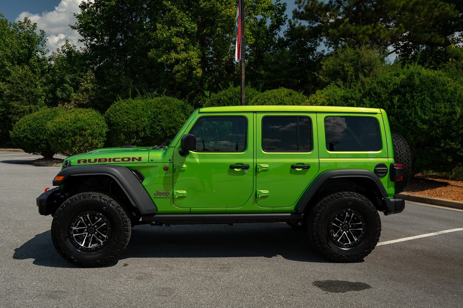 2025 Jeep Wrangler Rubicon photo 11
