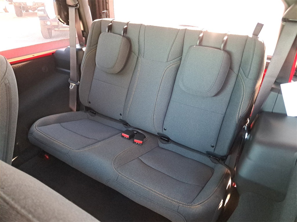 2025 Jeep Wrangler Sport S photo 17