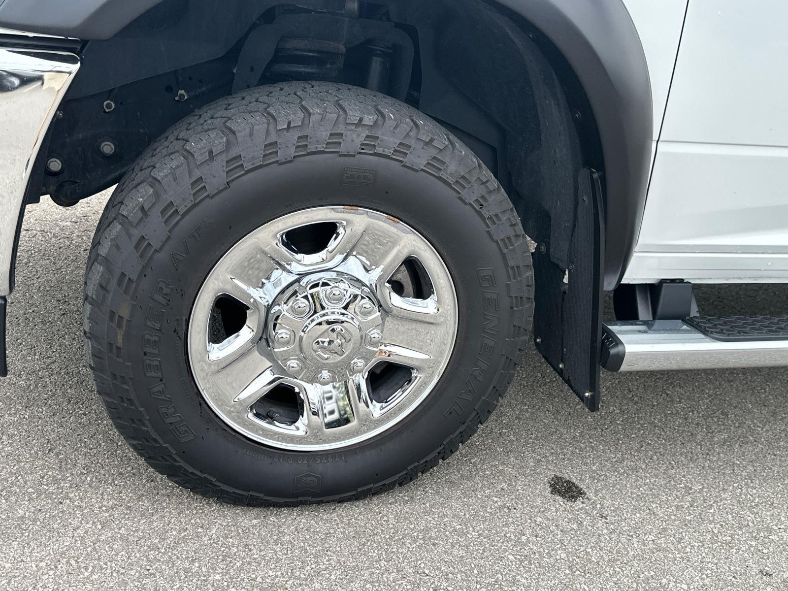 2023 Ram 2500 Tradesman photo 8