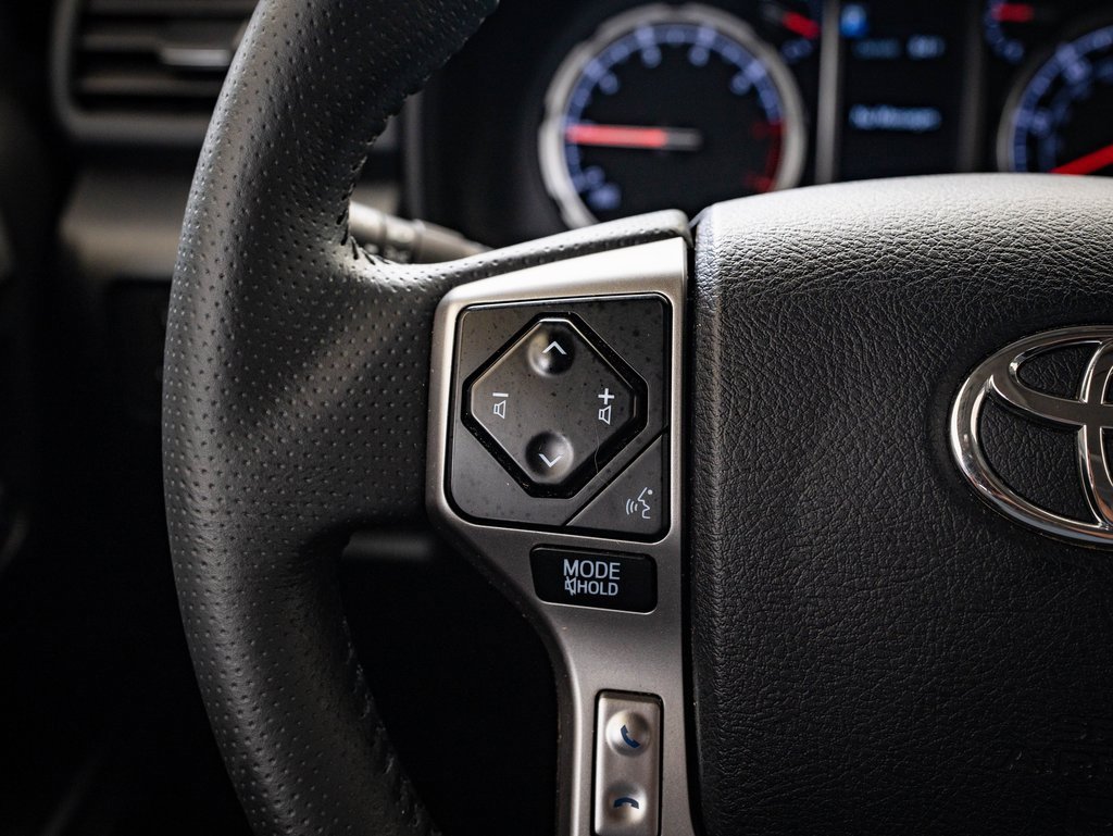 2022 Toyota 4Runner Limited photo 22