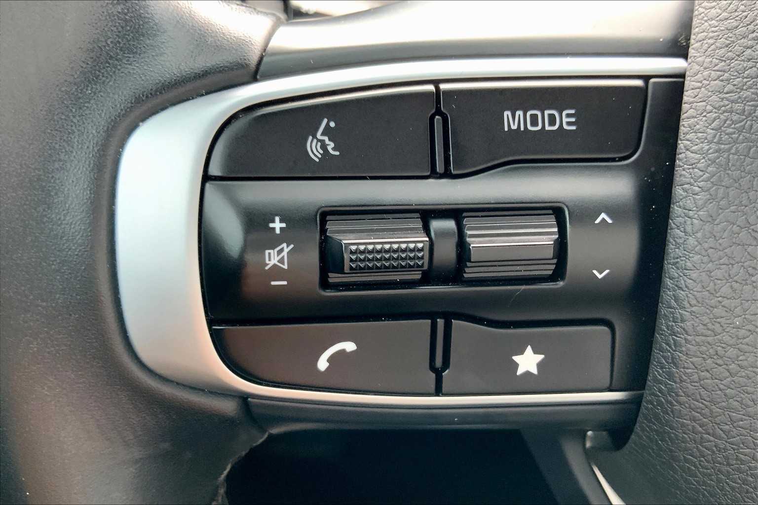 2025 Kia K5 GT-Line photo 20