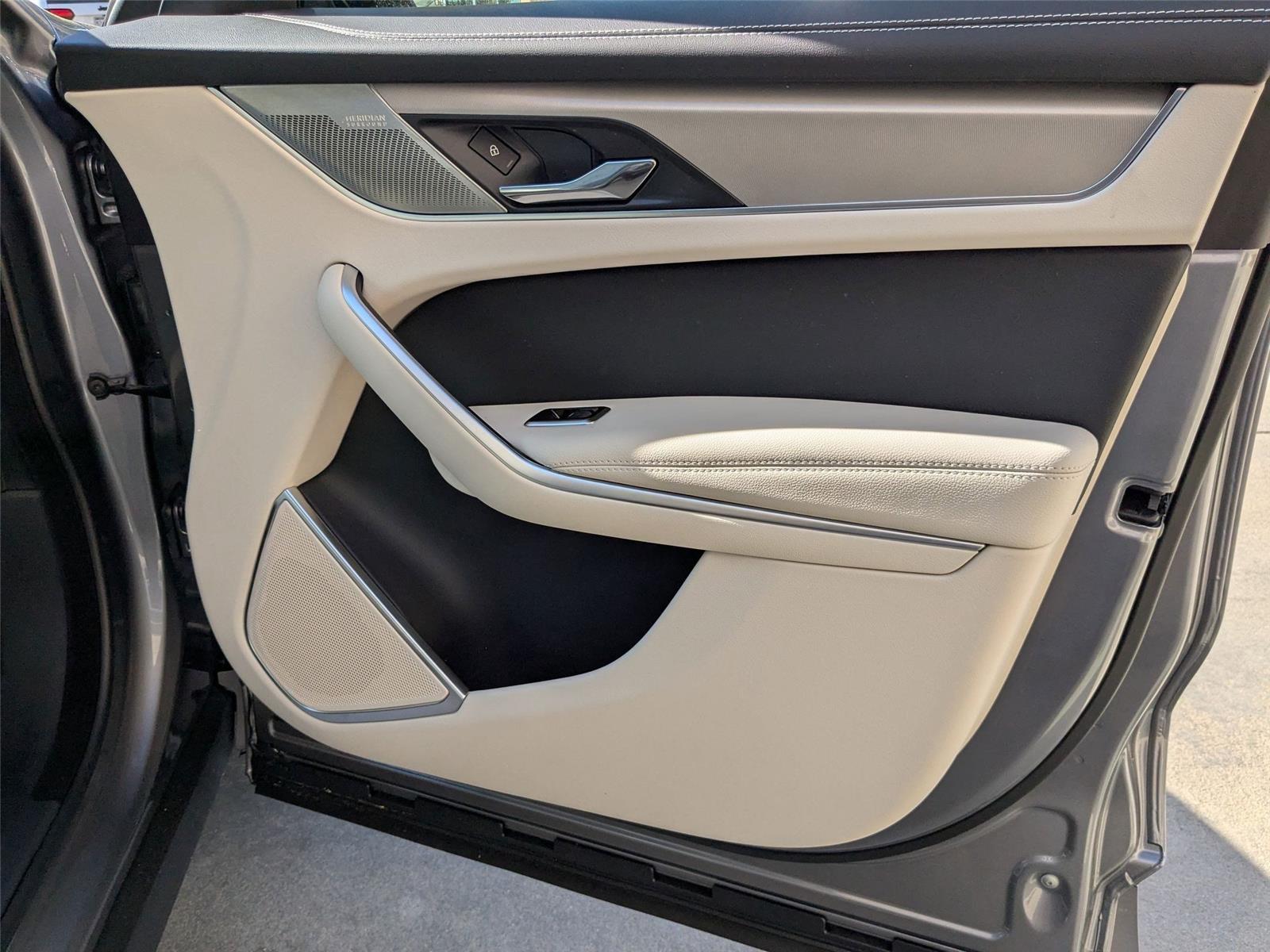2026 Jaguar F-PACE P250 R-Dynamic S photo 27