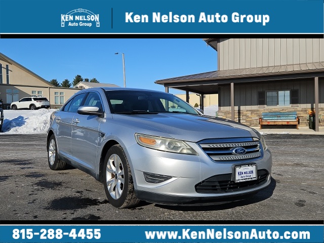 2011 Ford Taurus SEL's photo