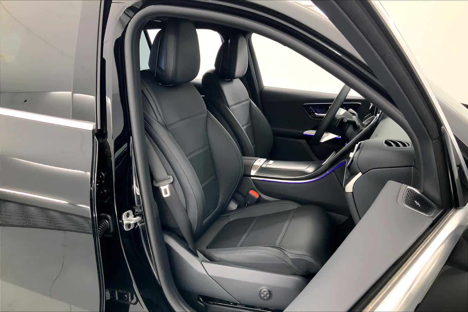 2025 Mercedes Benz GLC 300 4MATIC photo 14