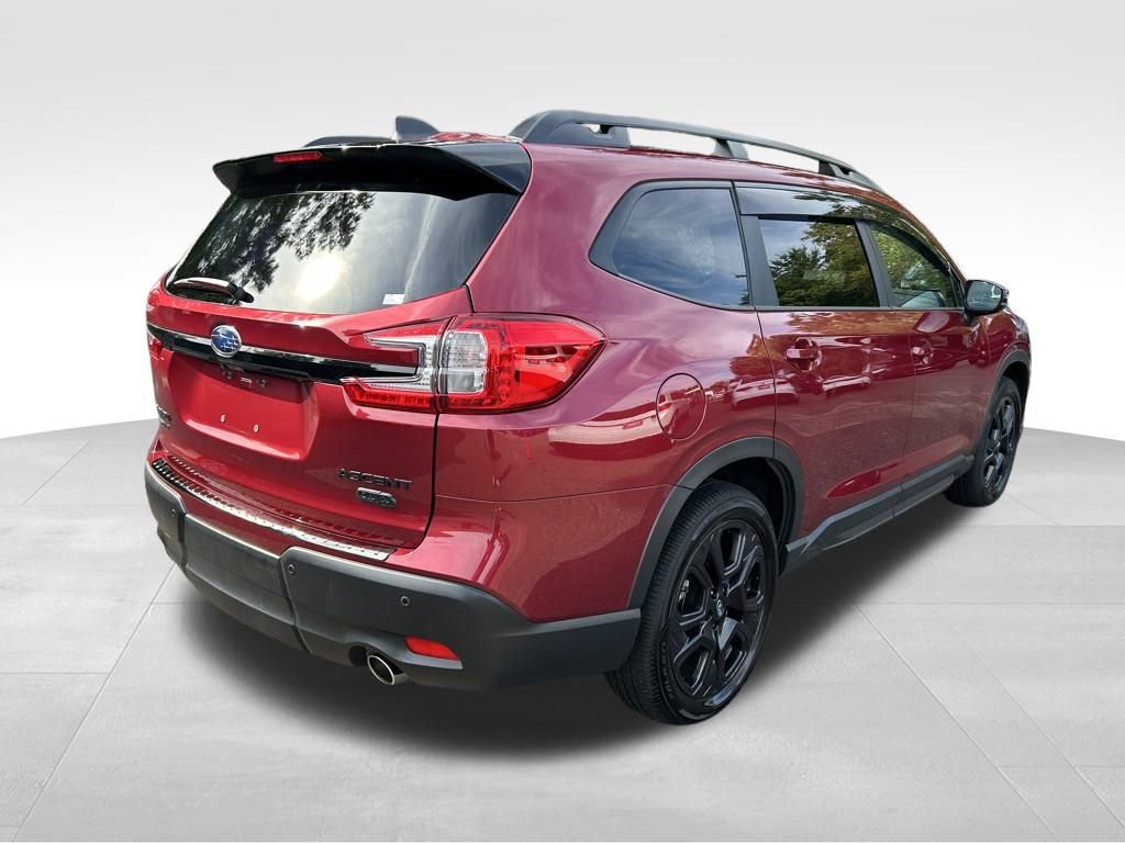 2025 Subaru Ascent Onyx Edition Touring photo 5
