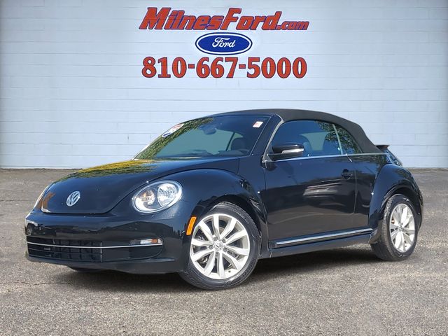 2015 Volkswagen Beetle 2.0's photo