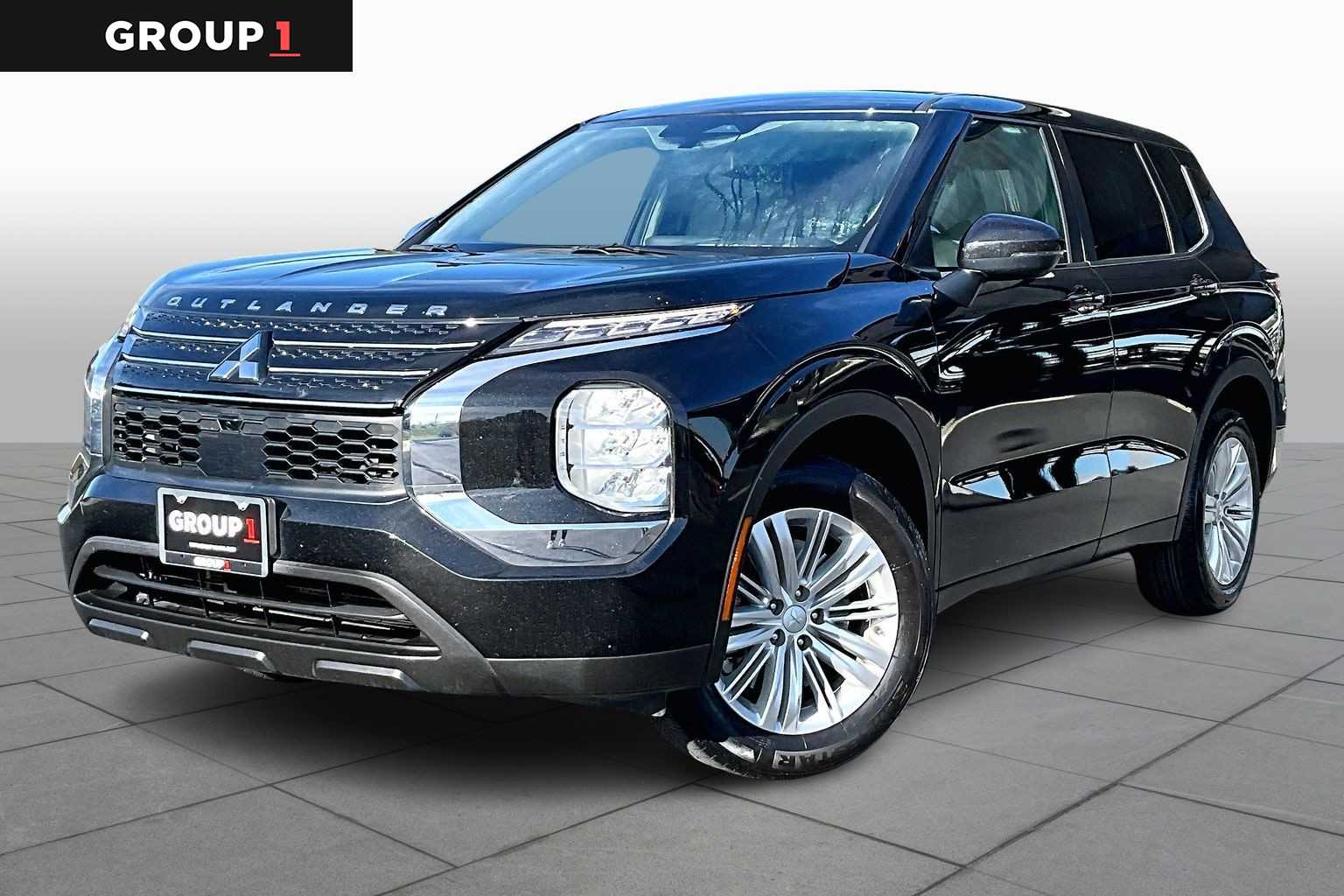 2023 Mitsubishi Outlander ES