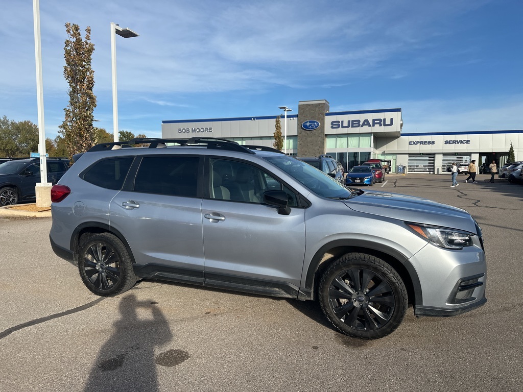 2022 Subaru Ascent Onyx Edition's photo