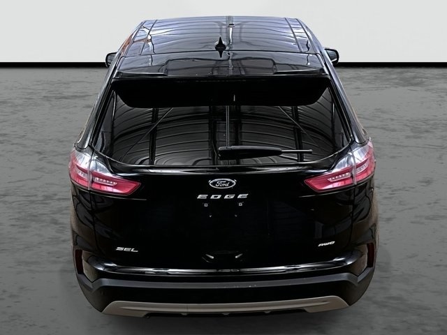 2024 Ford Edge SEL photo 3