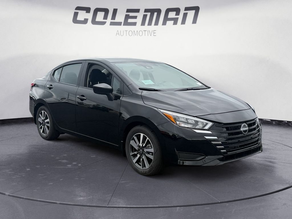 2025 Nissan Versa 1.6 SV photo 7