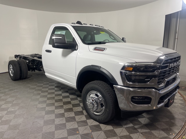 2026 RAM Ram 3500 Chassis Cab Tradesman's photo