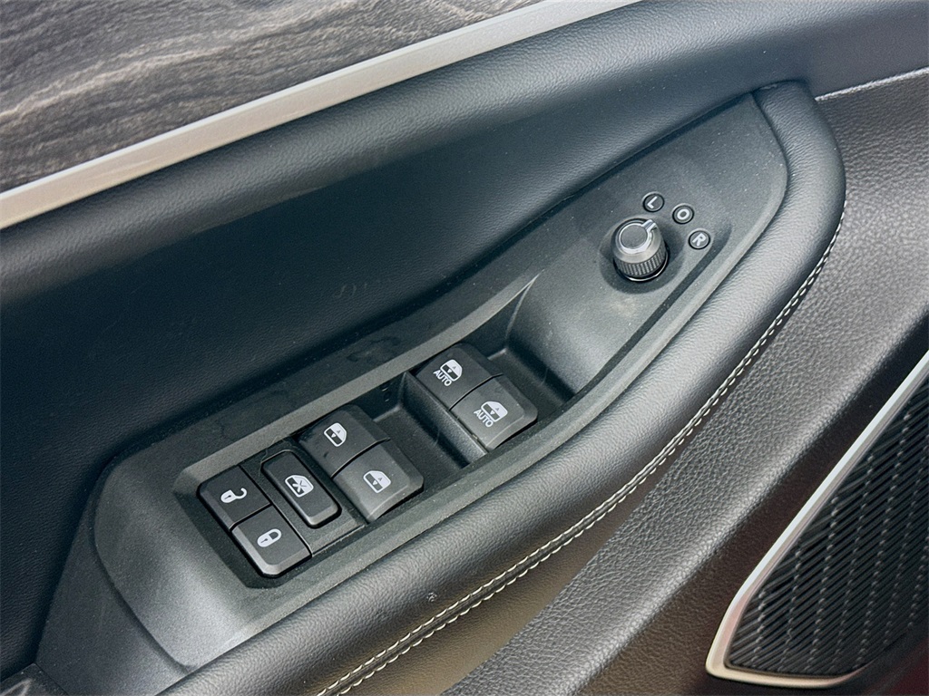2025 Jeep Grand Cherokee Limited photo 20