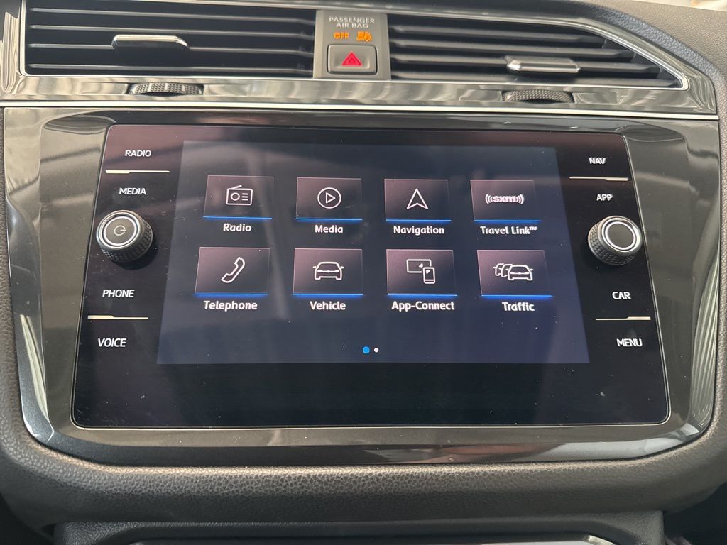 2019 Volkswagen Tiguan SEL R-Line photo 30
