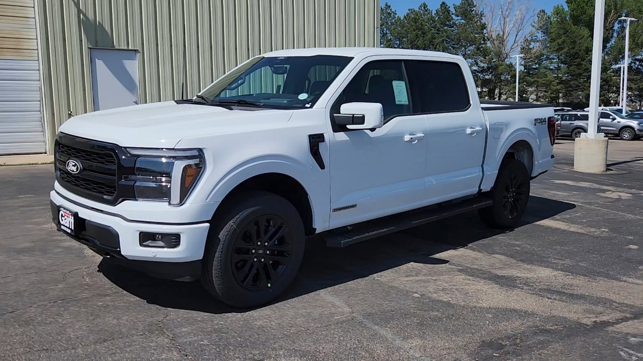 2025 Ford F-150 Lariat photo 2