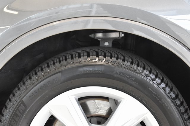 2022 Audi Q7 45 Premium Plus photo 26