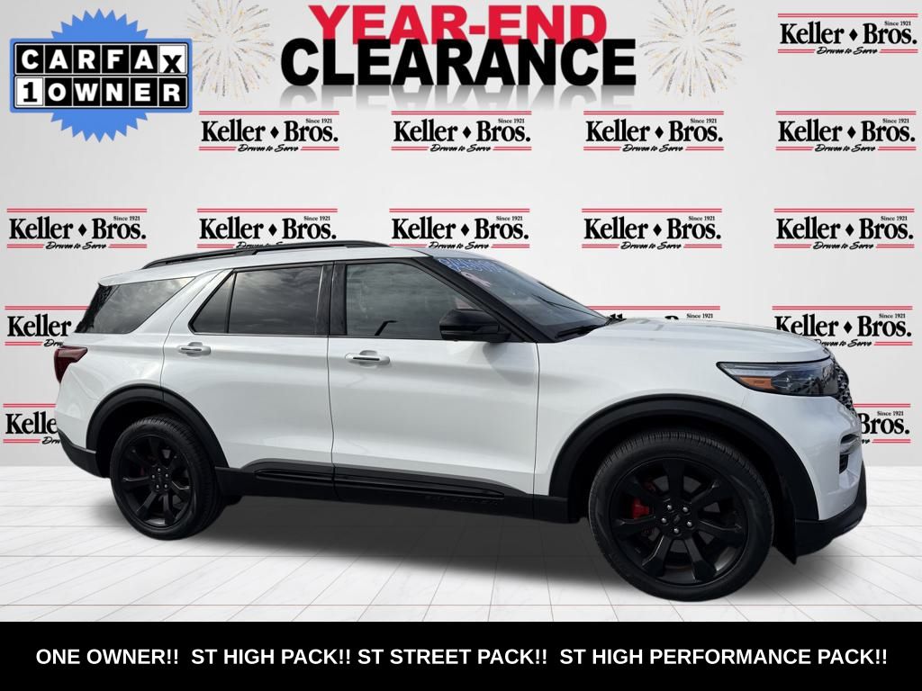 2022 Ford Explorer ST's photo