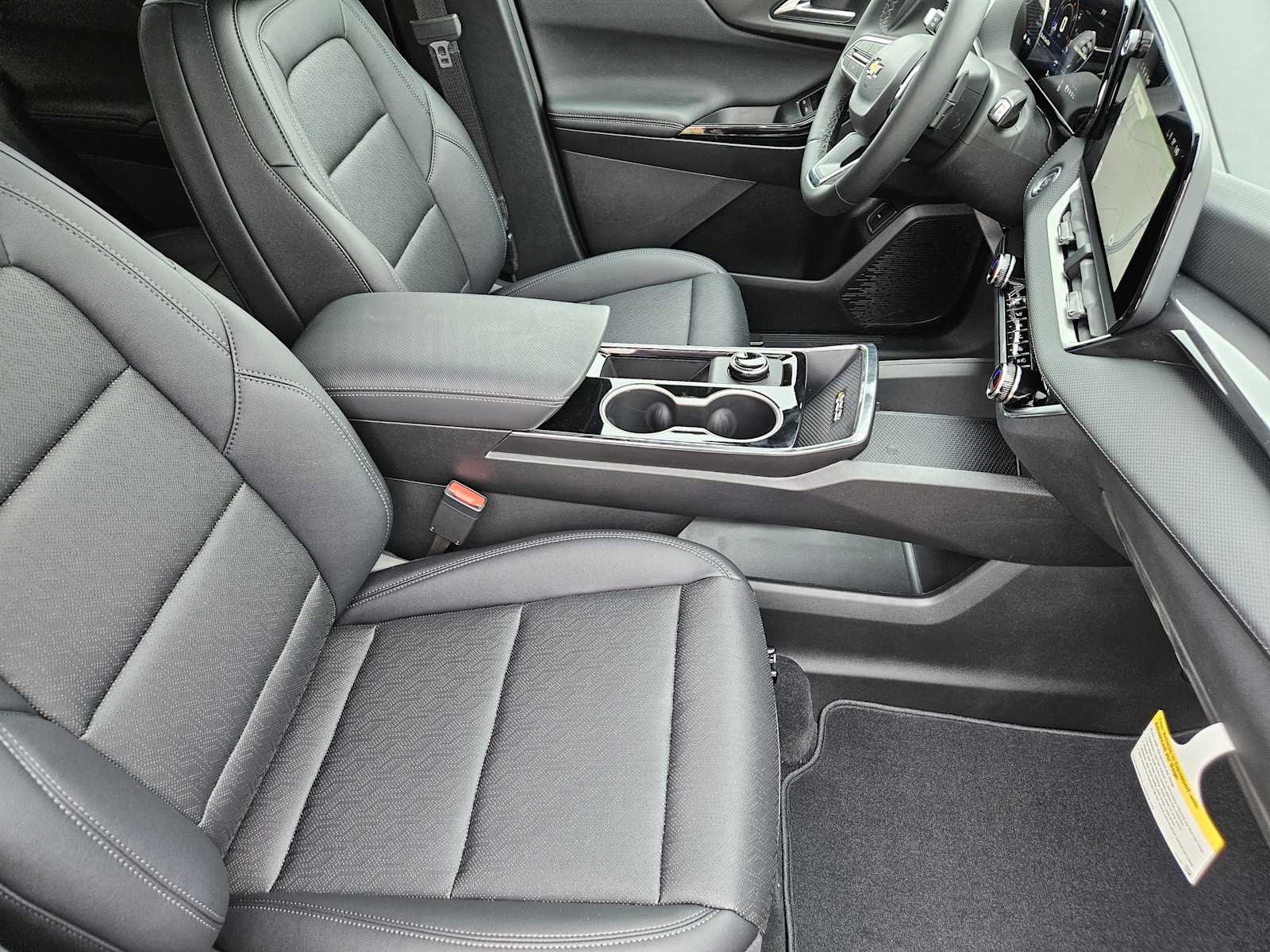 2026 Chevrolet Equinox LT photo 12