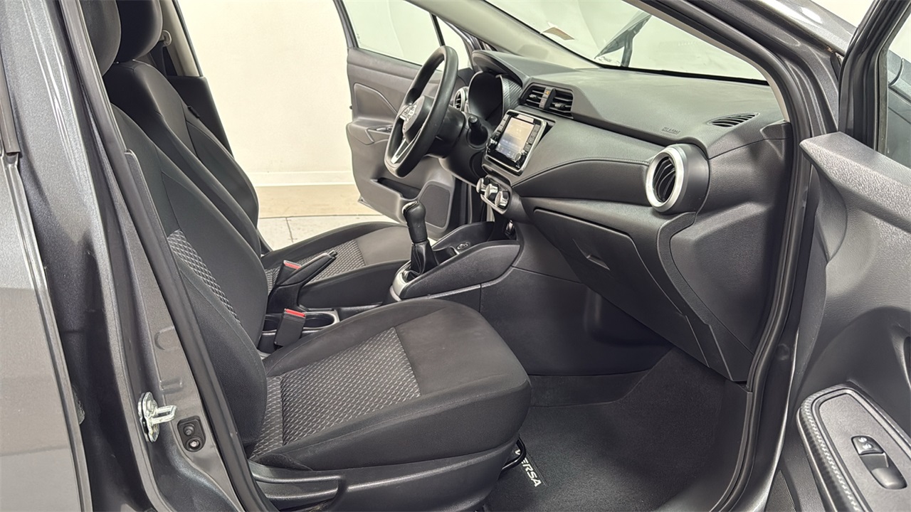 2021 Nissan Versa 1.6 S photo 18