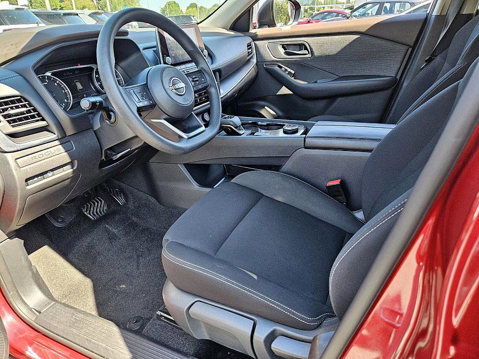 2023 Nissan Rogue S photo 5