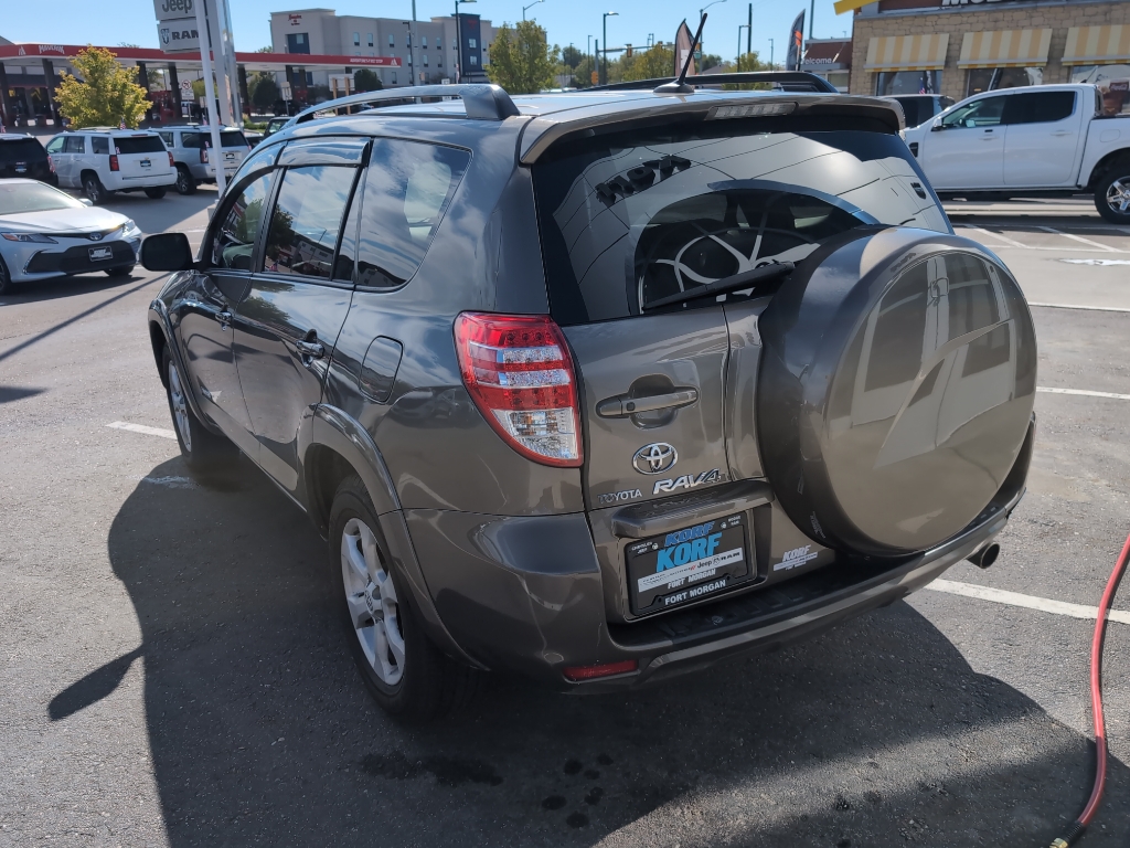 2010 Toyota RAV4 Limited photo 5