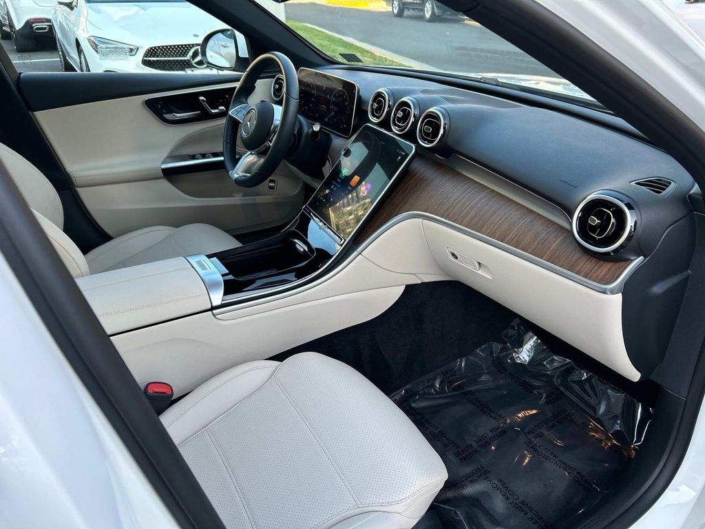 2025 Mercedes Benz C 300 4MATIC photo 19