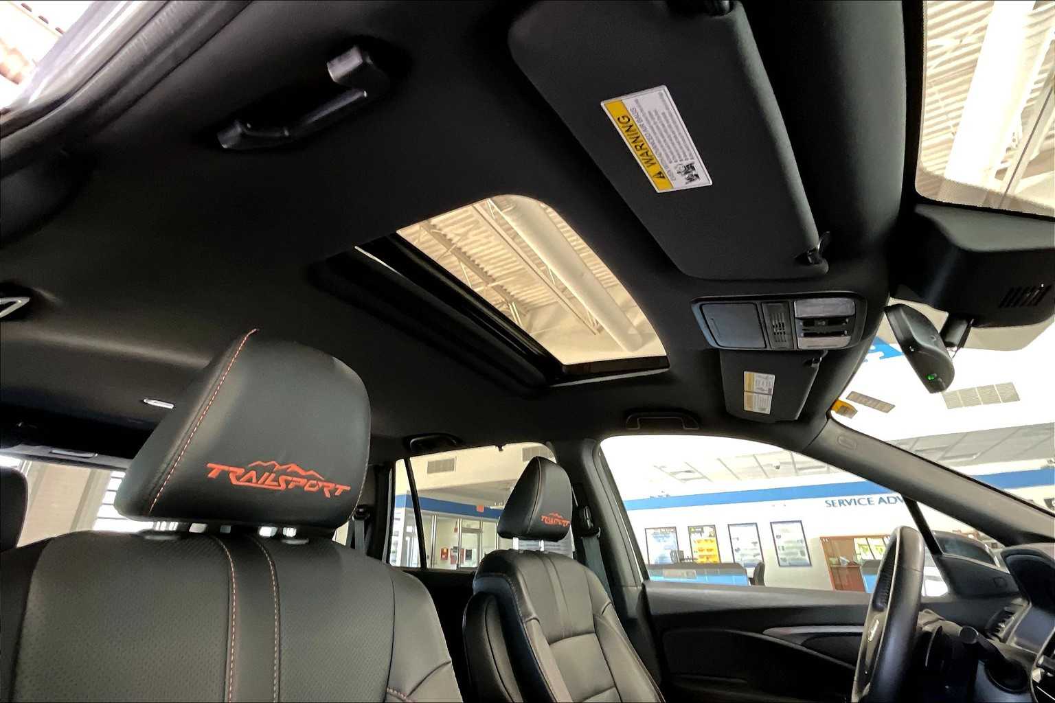 2022 Honda Pilot TrailSport photo 22