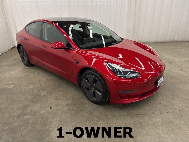 2021 Tesla Model 3 Base's photo