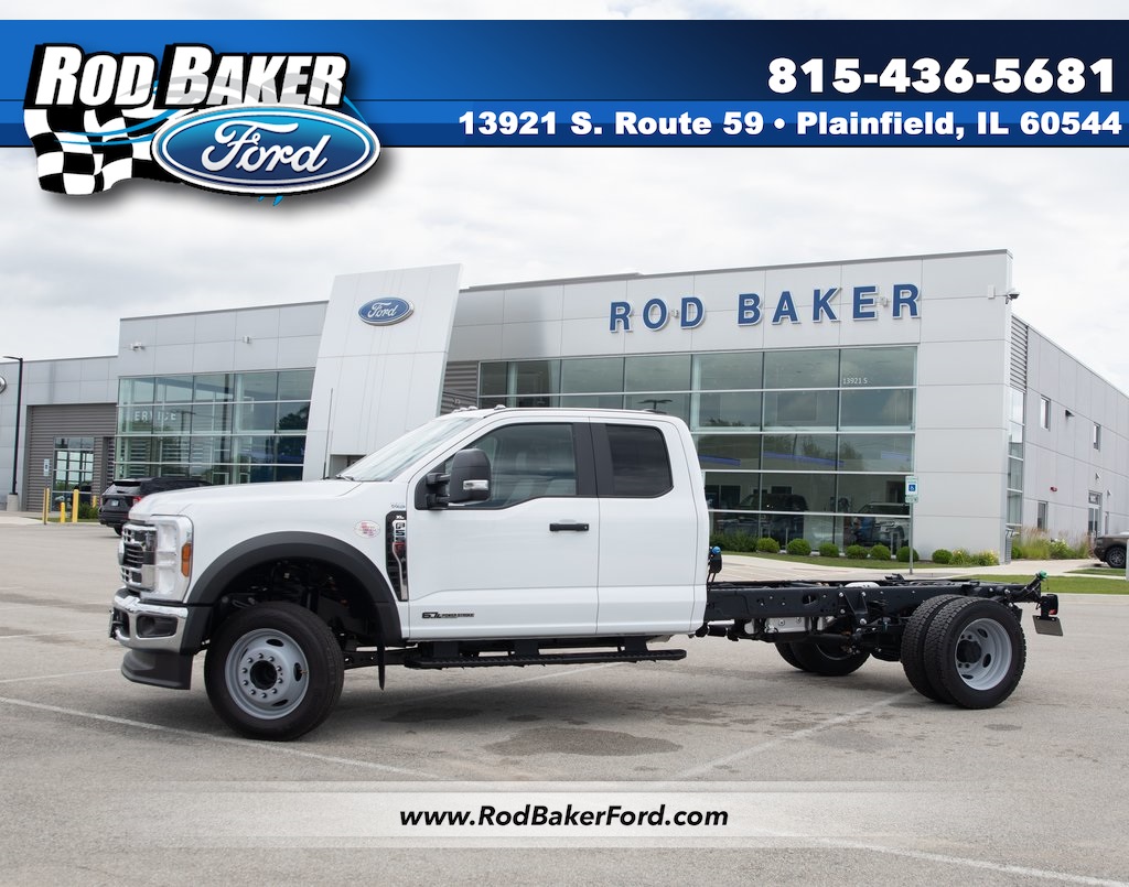 2025 Ford F-550 Super Duty Chassis Cab XL's photo