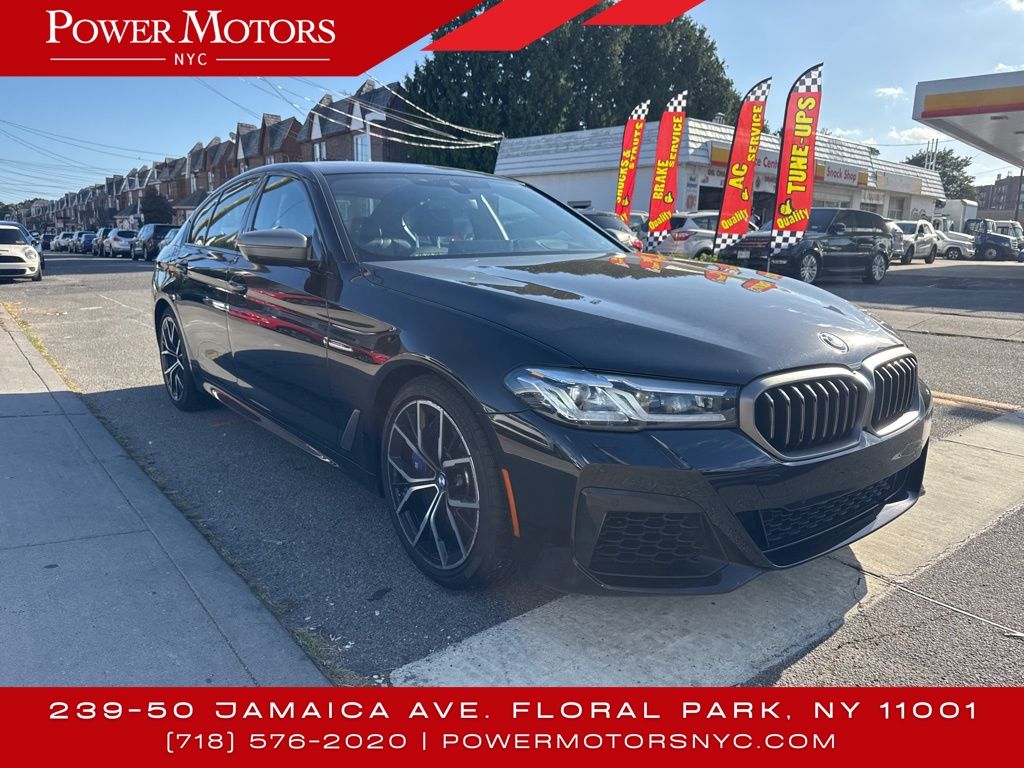 2022 Bmw M550i xDrive photo 2