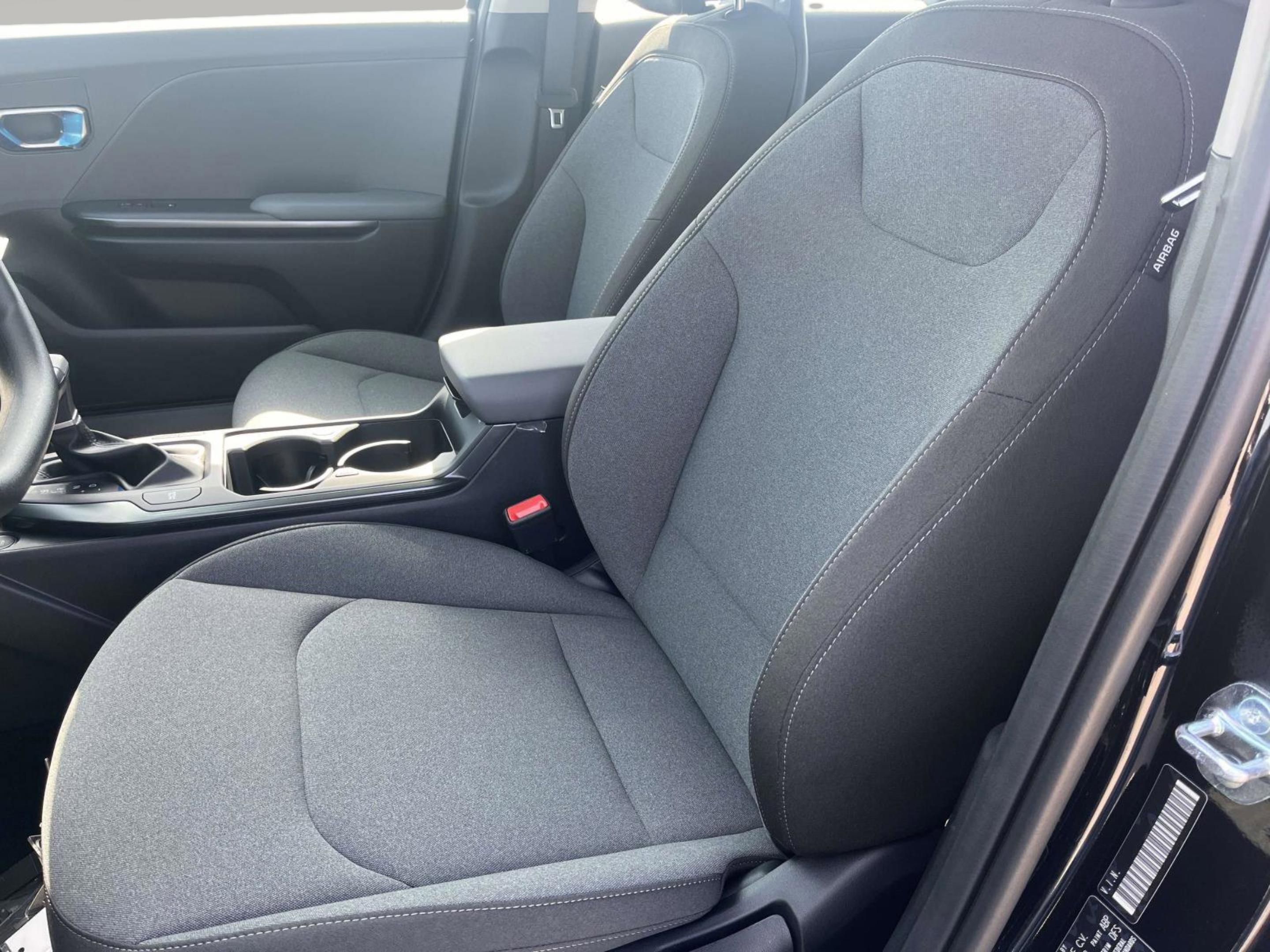 2025 Kia K4 LXS photo 23