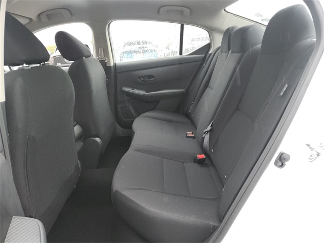 2025 Nissan Sentra S photo 6