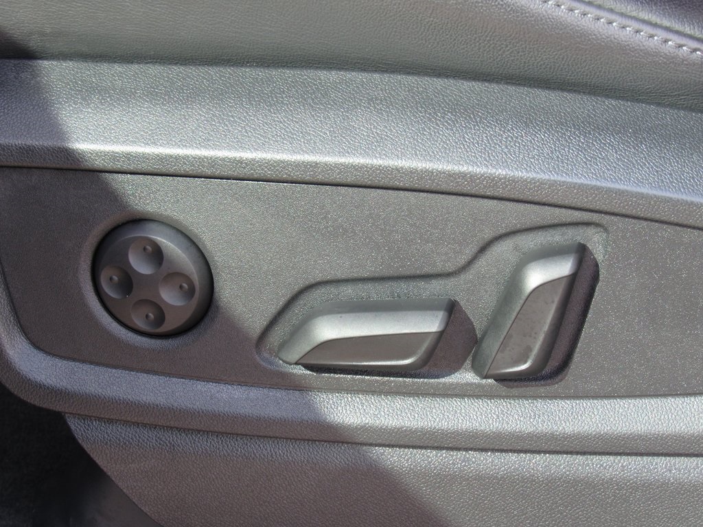 2022 Audi SQ5 Premium Plus photo 11