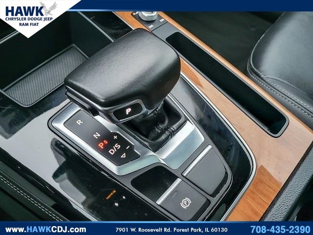 2022 AUDI Q5 - Image 16