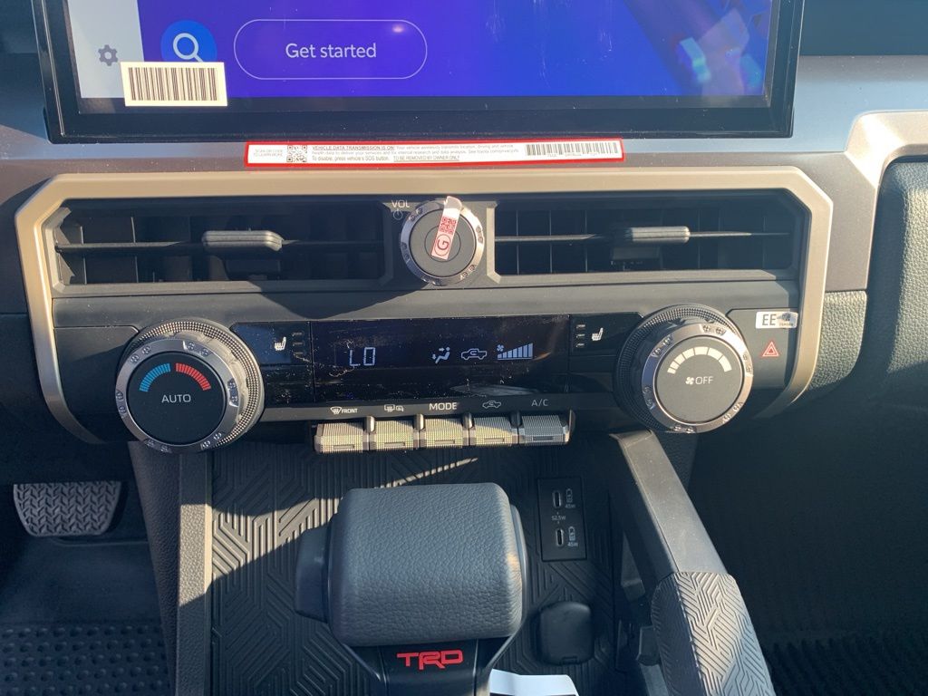 2025 Toyota Tacoma TRD Off-Road Double Cab photo 21